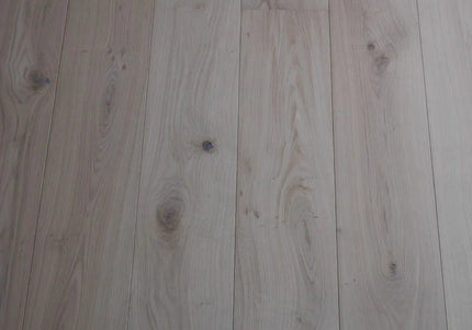 Rustic Unfinished Engineered Oak Flooring | Pukka Flooring