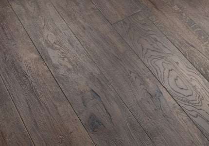 Antique Putnam Distressed Hard Wax Oiled Engineered Oak Flooring