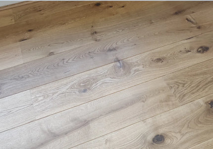 Smooth Oiled Engineered Oak Plank Flooring