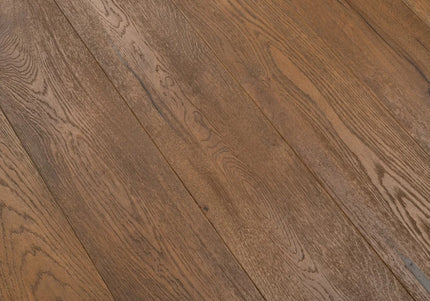 Heritage Distressed Golden Light Brown Hard Wax Oiled Engineered Oak Flooring