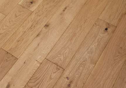 Classic Oak Brushed Oiled Engineered Wood Flooring – Long Board