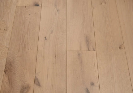 Invisible Finish Lacquered Classic Engineered Oak Flooring