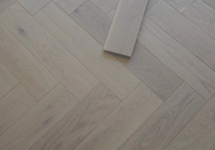 14/3x125x600mm, Tongue & Groove, DIY box White Oiled
