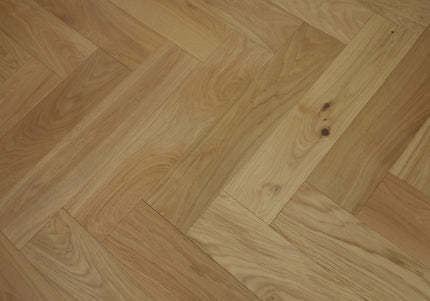 Natural Matt Lacquered Engineered Herringbone Flooring