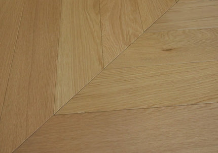 Prime AB Natural Matt Lacquered Engineered Chevron Oak Flooring