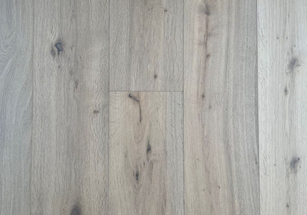 Warwick Castle White Grey Oak Flooring |Pukka Flooring