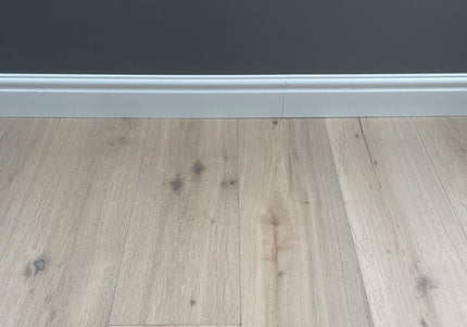 Warwick Castle White Grey Oak Flooring |Pukka Flooring