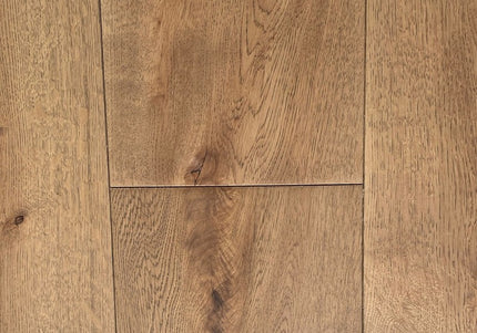 Leeds Castle Light Brown Oak Flooring |Pukka Flooring