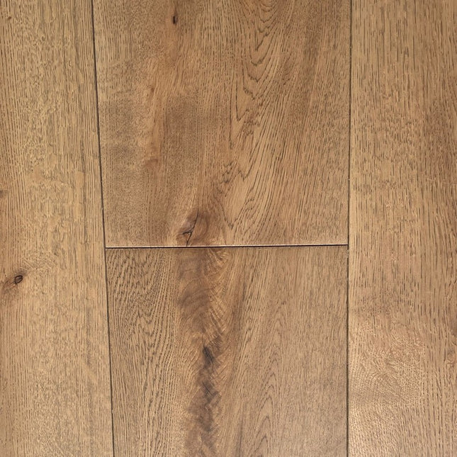 Leeds Castle Light Brown Oak Flooring |Pukka Flooring