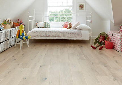 Pukka Flooring Oak Engineered Wood – Whitened Oak Brushed & Matt Lacquered 14 x 180mm Long European Engineered Oak 4V Bevel