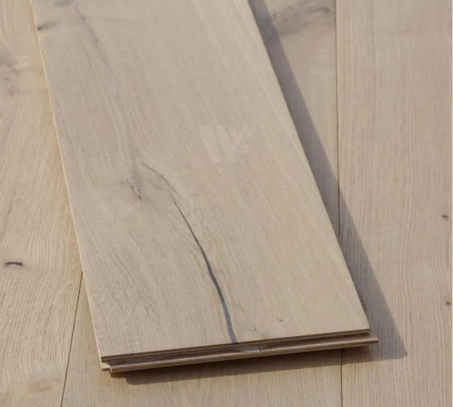 Handscraped Invisible Oak Engineered Wood Flooring | Pukka Flooring