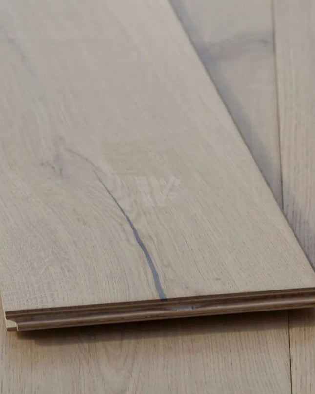 Handscraped Invisible Oak Engineered Wood Flooring | Pukka Flooring