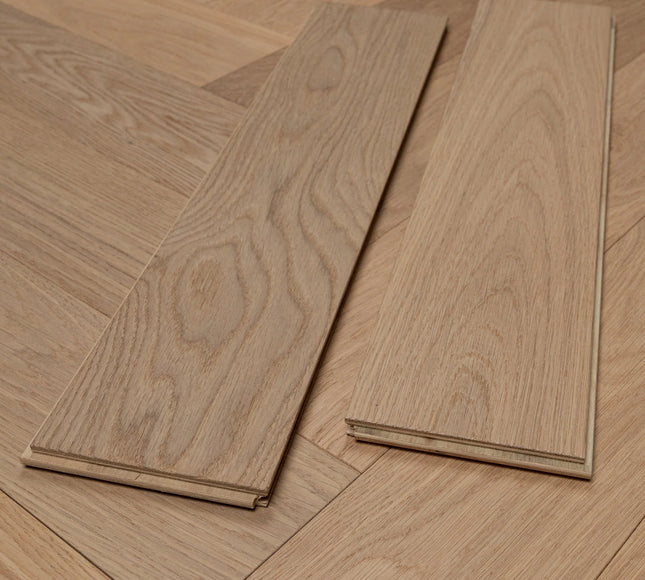 Herringbone Engineered Wood Flooring – Oak, Invisible Finish Lac AB Grade – DIY Box Flooring | Pukka Flooring