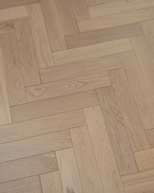 AB Invisible Lacquered Engineered Oak Herringbone Flooring | Pukka Flooring