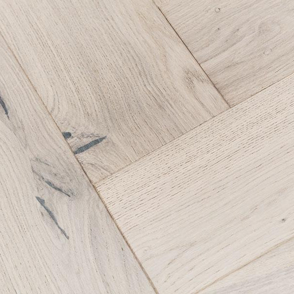 Pukka Flooring Loc Engineered Herringbone – 14 x 130mm Herringbone Engineered LOC – Limed Oak Brushed & Matt Lacquered