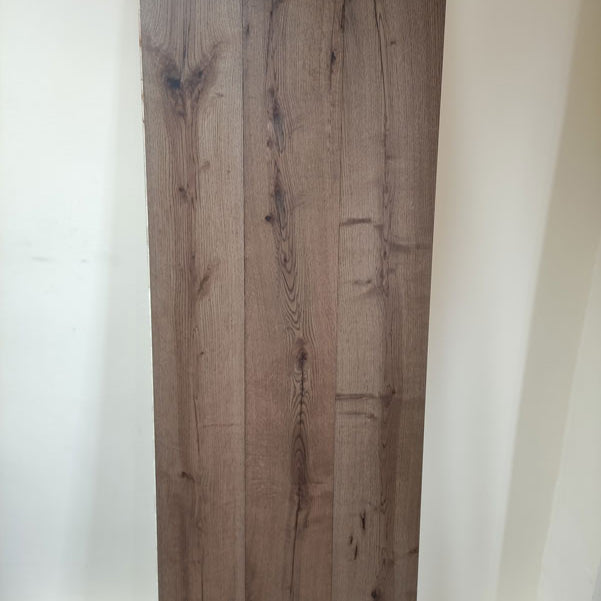 Glamis Castle Brown Oak Flooring |Pukka Flooring