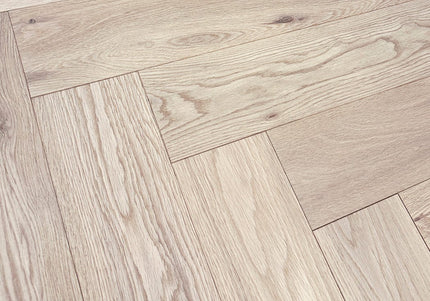 Raw Oak Brushed Lacquered Parquet Flooring | Pukka Flooring