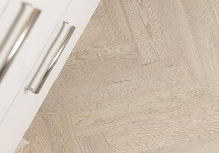 Raw Oak Brushed Lacquered Parquet Flooring | Pukka Flooring
