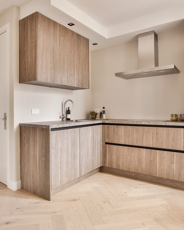 Raw Oak Brushed Lacquered Parquet Flooring | Pukka Flooring