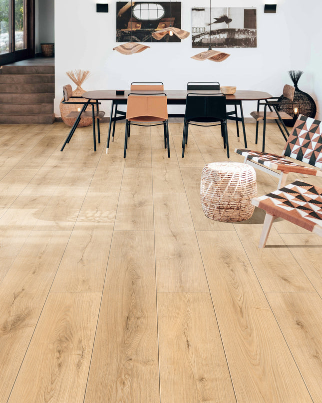 Invisible Oak Plank Laminate Flooring – Pukka Flooring