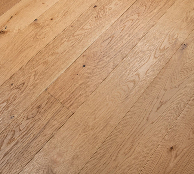 Brushed & Oiled Engineered Wood Flooring | Pukka Flooring