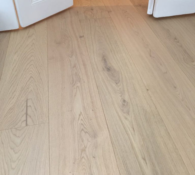 Invisible Lacquered Engineered Oak Flooring | Pukka Flooring