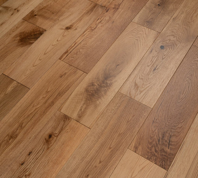 Brushed Oiled Solid Oak Planks | Pukka Flooring