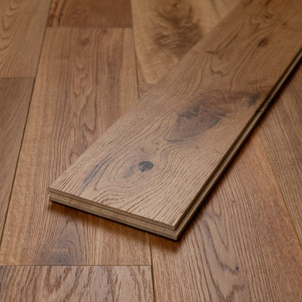 Brushed Oiled Solid Oak Planks | Pukka Flooring