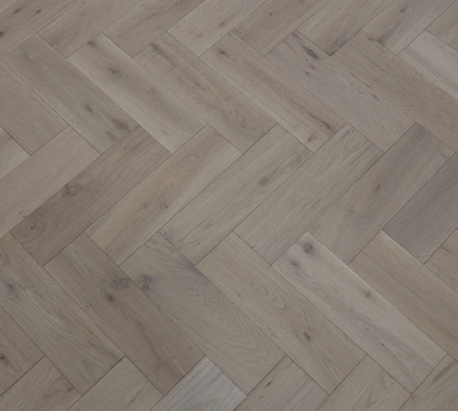 Invisible Solid Oak Herringbone Flooring | Pukka Flooring
