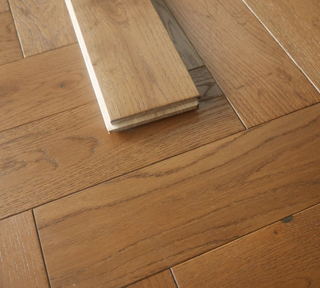 Golden Smoke Solid Oak Herringbone Flooring | Pukka Flooring