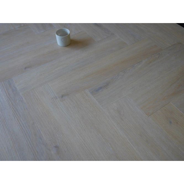 6.5 mm SPC Herringbone – Raw Oak (128 × 615 mm) – 5G Click Lock