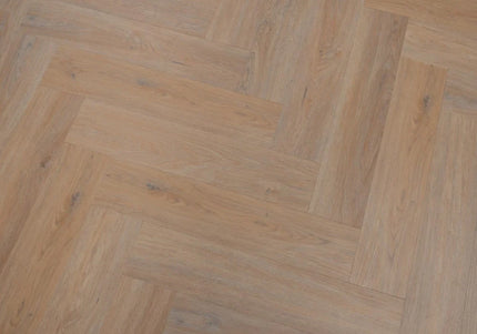 SPC Herringbone – Classic Oak
