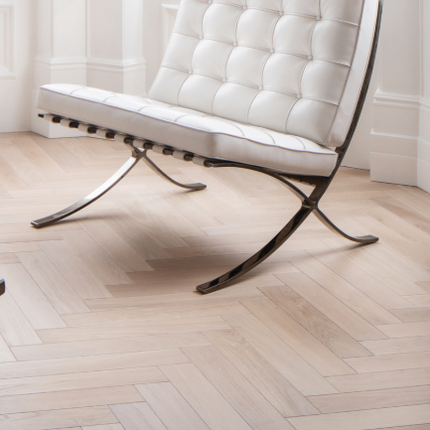 Pukka Flooring Engineered Oak Flooring – 20 x 120mm Engineered Herringbone – Natural Oak Brushed & UV Oiled