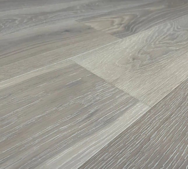 Pukka Flooring Engineered Oak Flooring – 14mm Engineered Oak Planks – Artic Brushed & UV Oiled