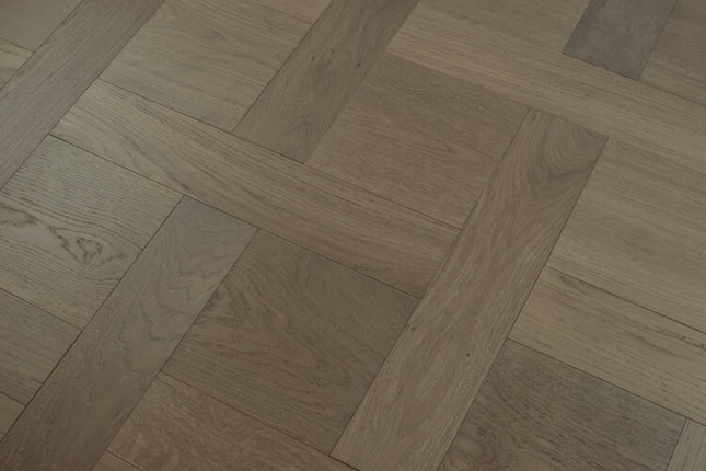 Natural Oak Basket Weave Square