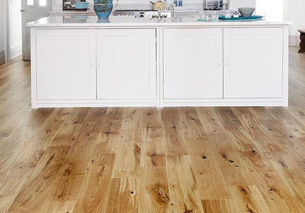 Pukka Flooring Oak Engineered Wood – Russet Oak Brushed & Matt Lacquered 14 x 180mm Long European Engineered Oak 4V Bevel