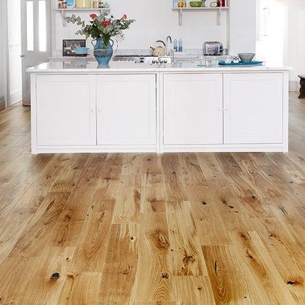 Pukka Flooring Oak Engineered Wood – Russet Oak Brushed & Matt Lacquered 14 x 180mm Long European Engineered Oak 4V Bevel