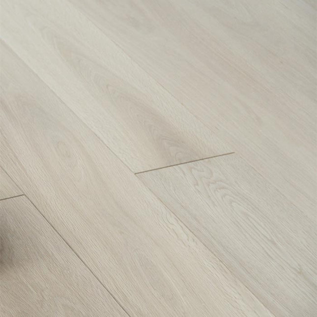 Pukka Flooring Engineered Oak Flooring – 20 x 191mm Engineered Oak – Natural Oak Brushed & Unfinished