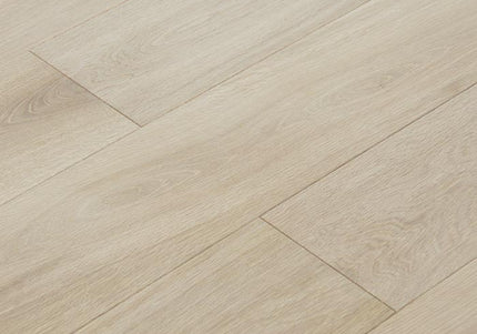 Pukka Flooring Engineered Oak Flooring – 20 x 191mm Engineered Oak – Natural Oak Brushed & Unfinished