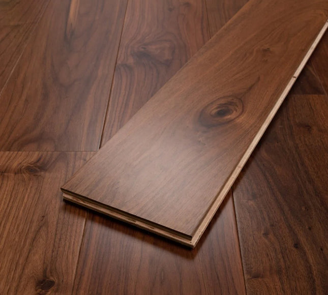 Walnut UV Lacquered Engineered Wood Flooring (20/4mm x 190 x 1860mm)