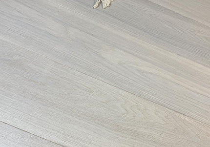 Brushed White Oak Engineered Wood Flooring | Pukka Flooring