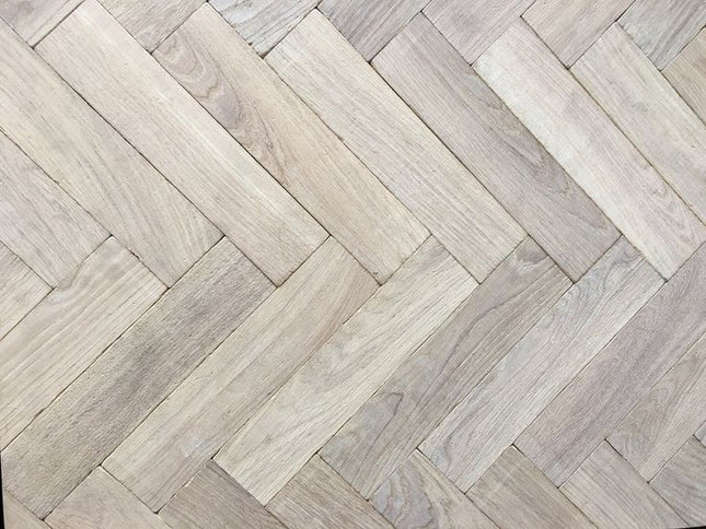White Washed Herringbone 15mm x 120mm x 600mm