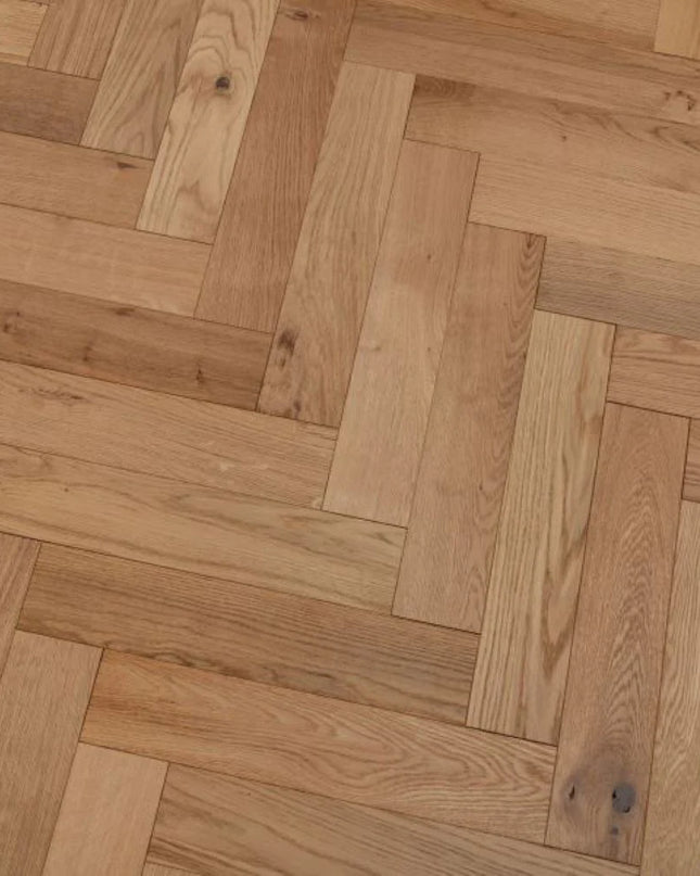 Raw Oak Brushed Engineered Wood Flooring T&G AB | Pukka Flooring