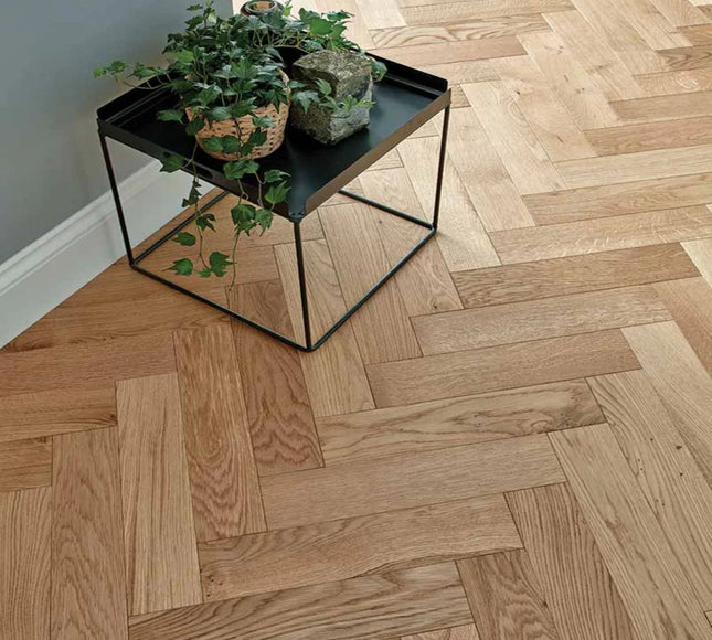 Natural Brushed & UV Oiled Herringbone Oak Flooring | 14/3x90x450mm | Pukka Flooring