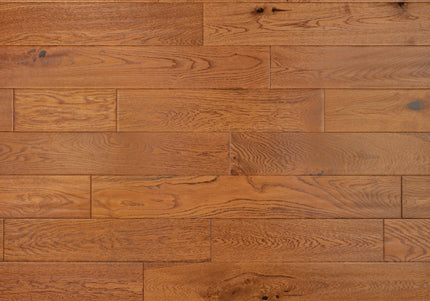 Golden Handscraped Oak Engineered Flooring | Pukka Flooring