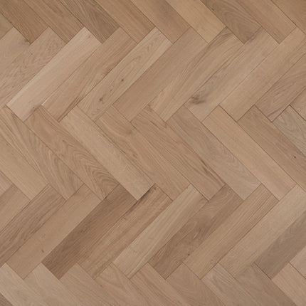 Unfinished Solid Oak Herringbone Flooring | Pukka Flooring