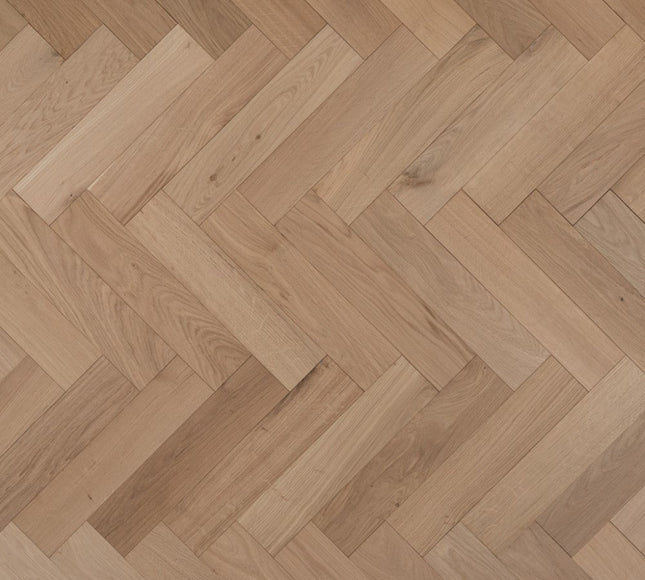 Unfinished Solid Oak Herringbone Flooring | Pukka Flooring