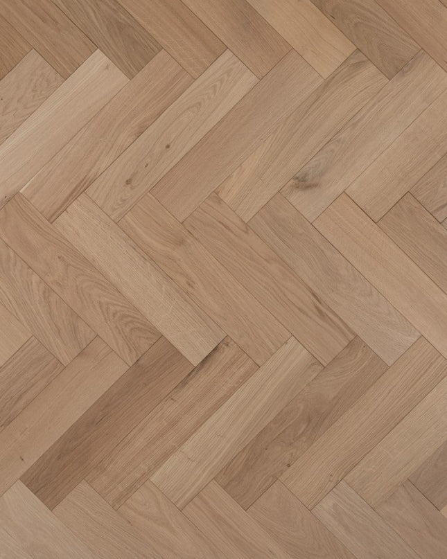 Unfinished Solid Oak Herringbone Flooring | Pukka Flooring