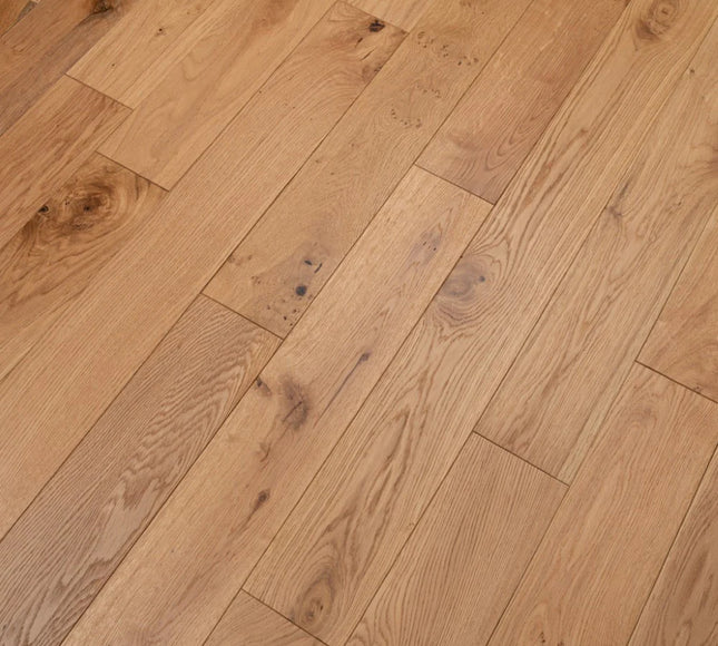 Natural Brushed Lac Home Natural Engineered Oak Flooring | Pukka Flooring