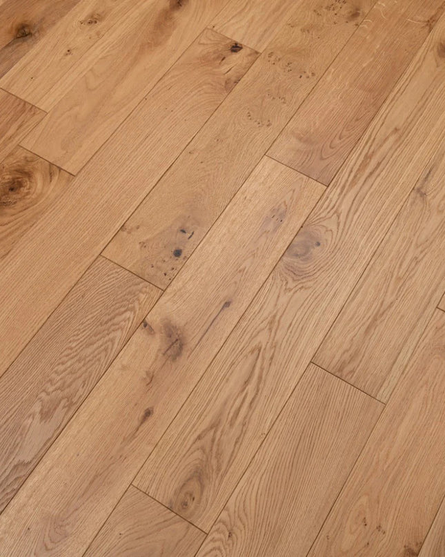 Natural Brushed Lac Home Natural Engineered Oak Flooring | Pukka Flooring